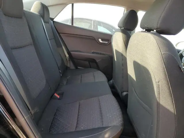 2023 KIA RIO LX  