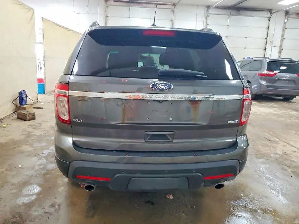2015 FORD EXPLORER XLT  