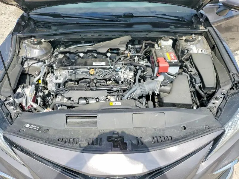 2024 TOYOTA CAMRY XLE  