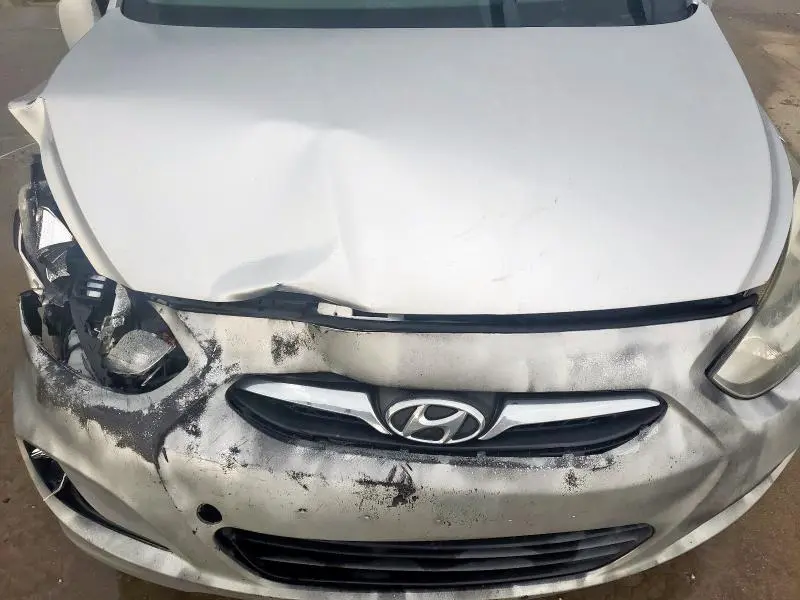 2013 HYUNDAI ACCENT GLS  