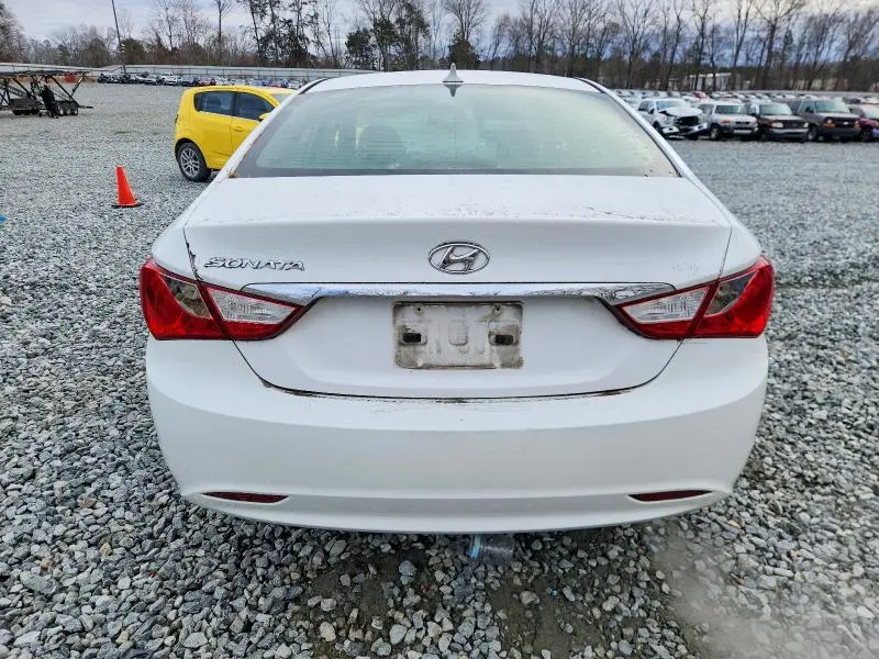 2012 HYUNDAI SONATA GLS  