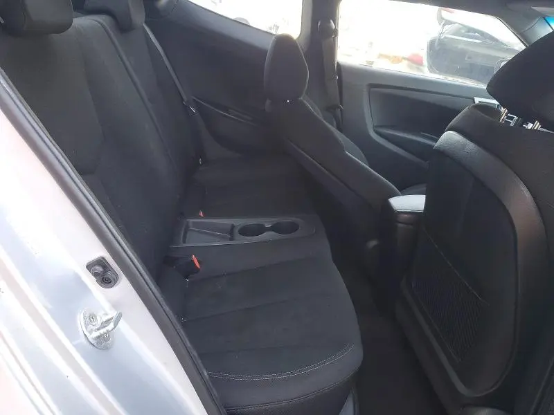 2017 HYUNDAI VELOSTER BASE  