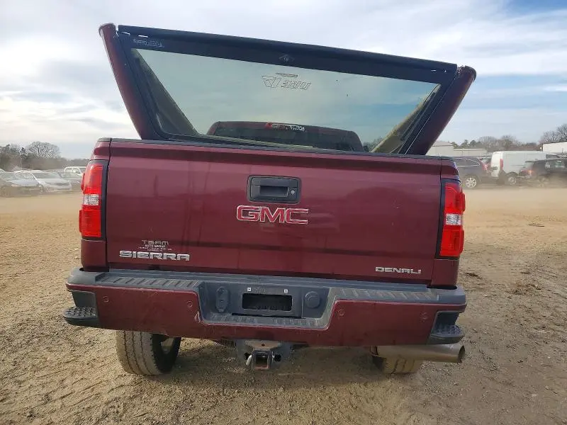 2017 GMC SIERRA K2500 DENALI  