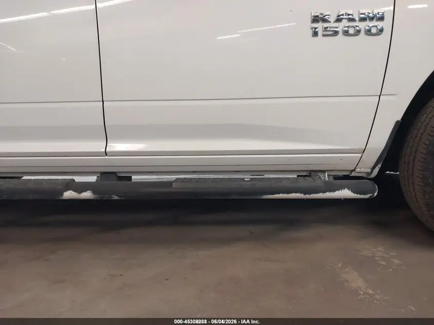 2017 RAM 1500 TRADESMAN  4X4 5'7 BOX