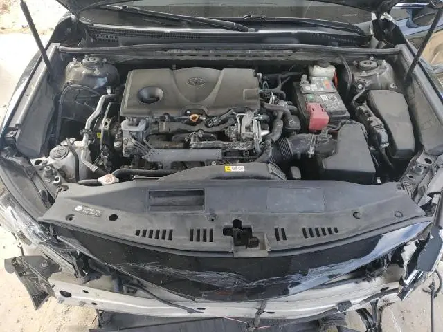 2018 TOYOTA CAMRY XSE  