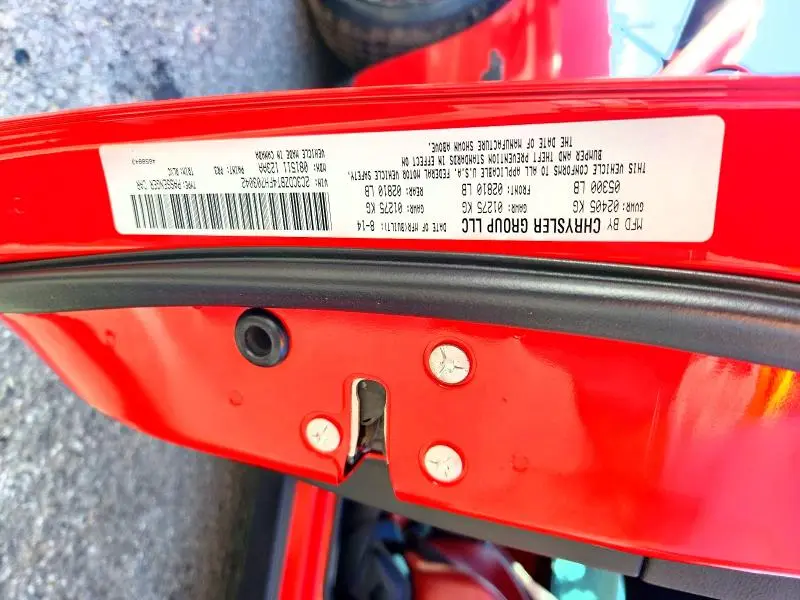 2015 DODGE CHALLENGER SXT PLUS  