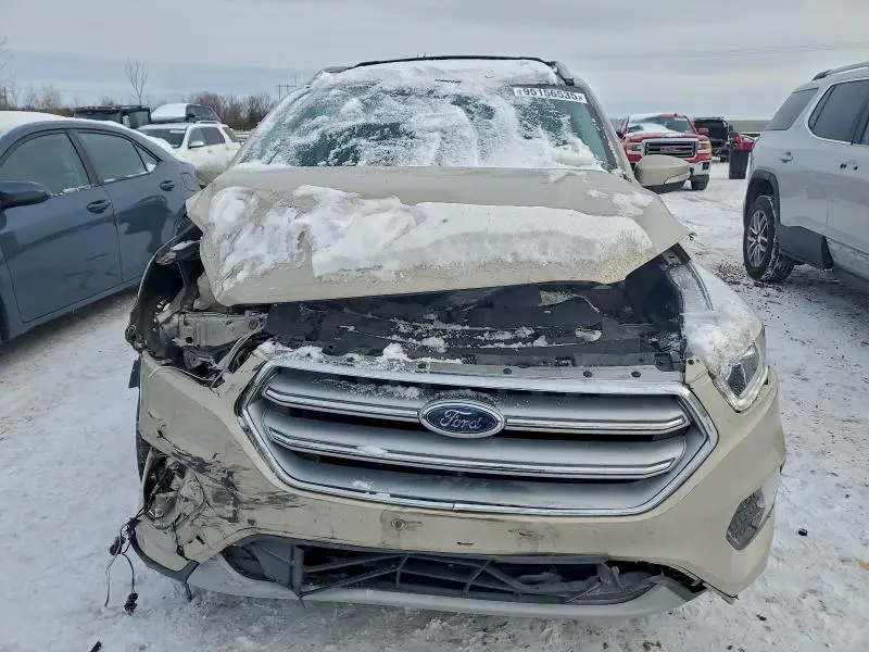 2017 FORD ESCAPE TITANIUM  
