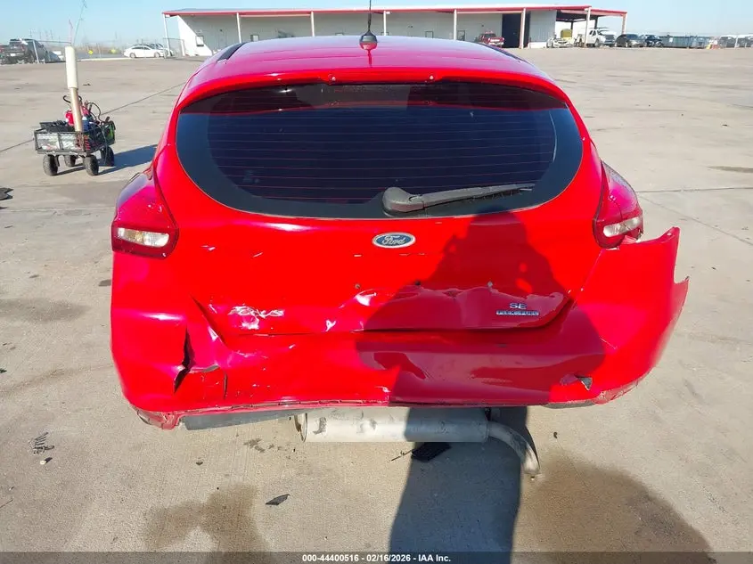 2016 FORD FOCUS SE
