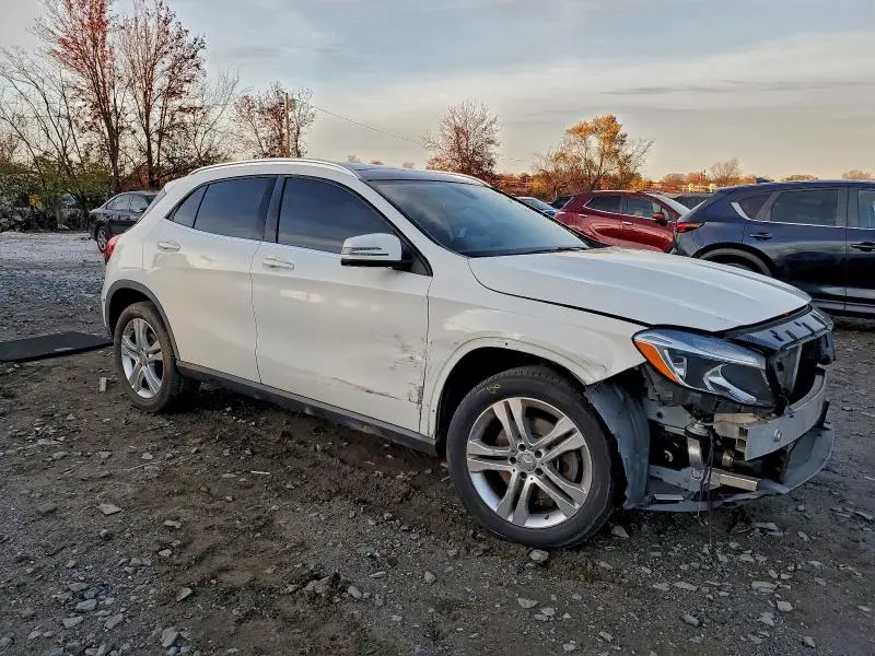 2016 MERCEDES-BENZ GLA 250 4MATIC  