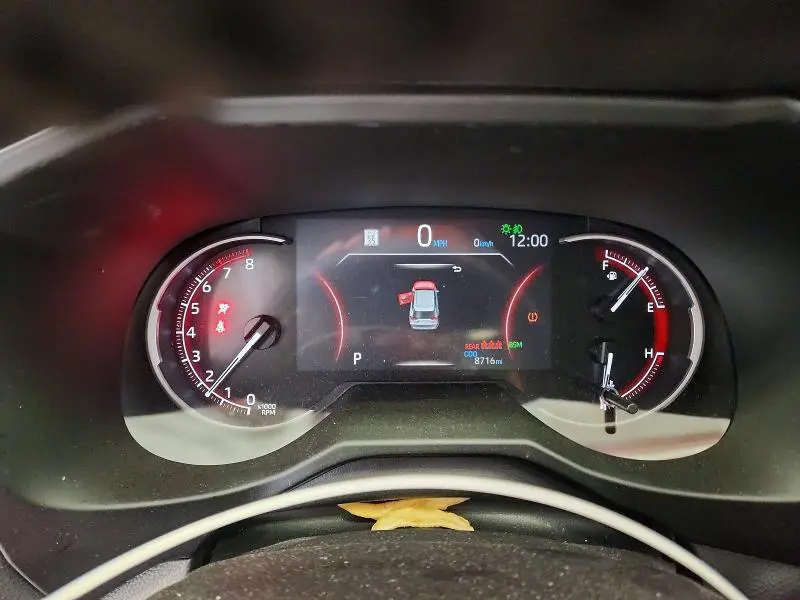 2024 TOYOTA RAV4 XLE PREMIUM  