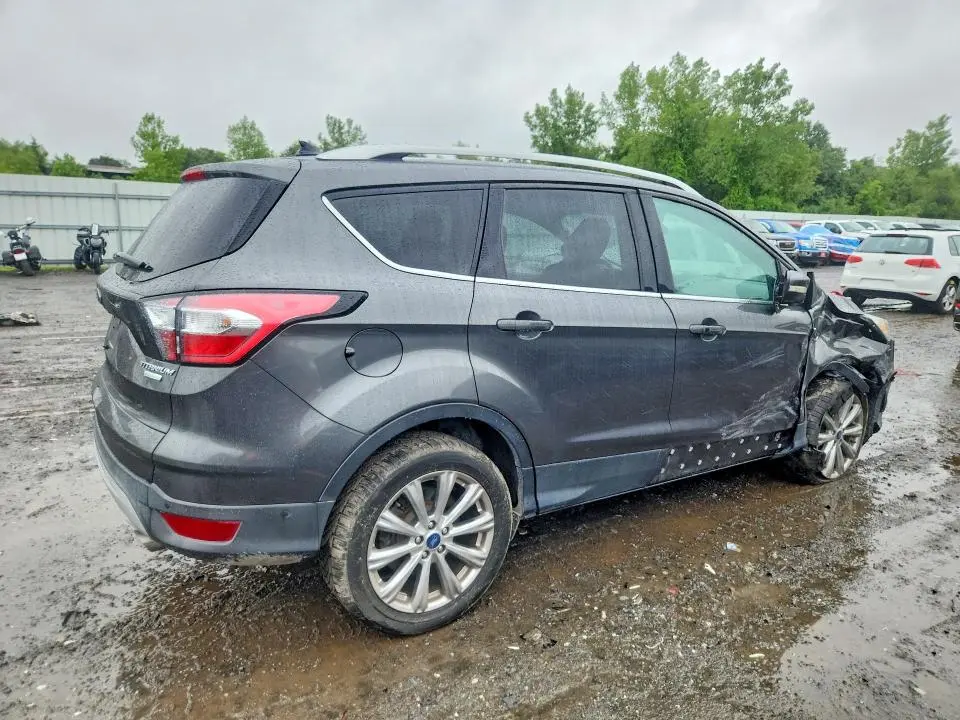 2018 FORD ESCAPE TITANIUM  