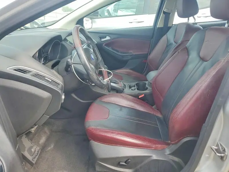 2012 FORD FOCUS TITANIUM  