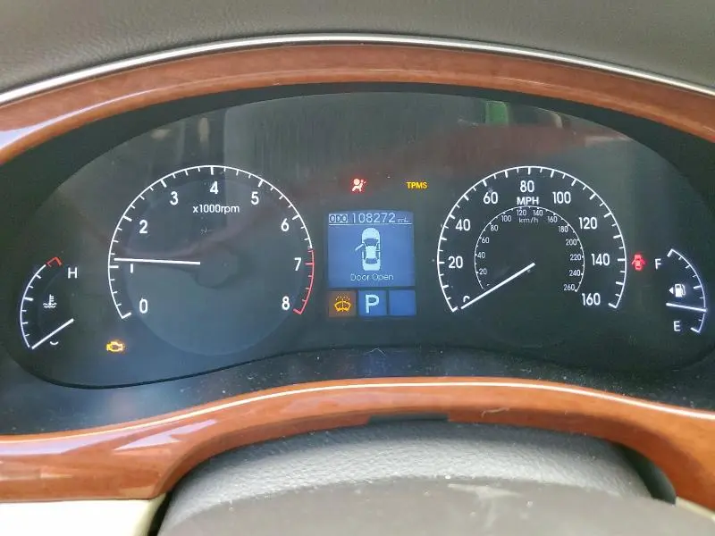 2013 HYUNDAI GENESIS 3.8L  