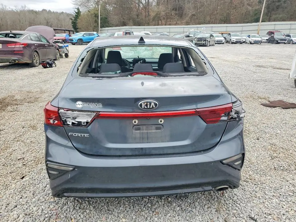 2019 KIA FORTE LXS  