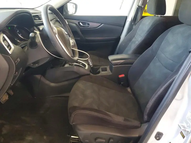 2014 NISSAN ROGUE SV  