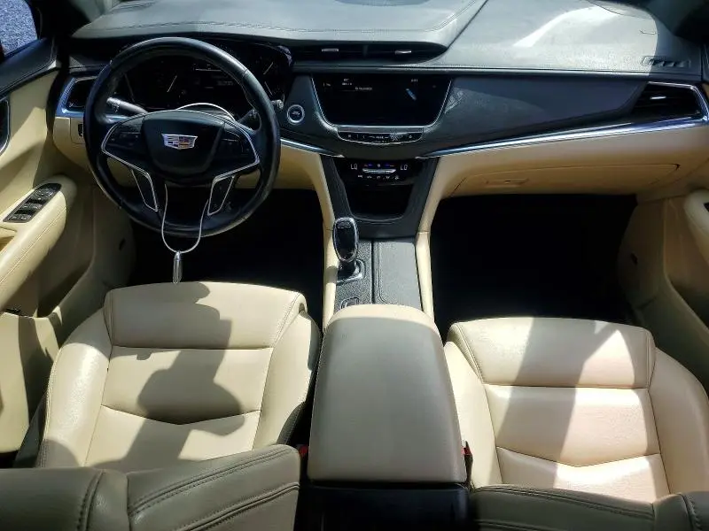 2018 CADILLAC XT5   