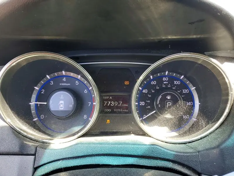 2011 HYUNDAI SONATA SE  
