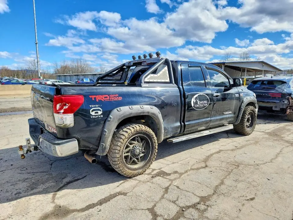 2013 TOYOTA TUNDRA GRADE  