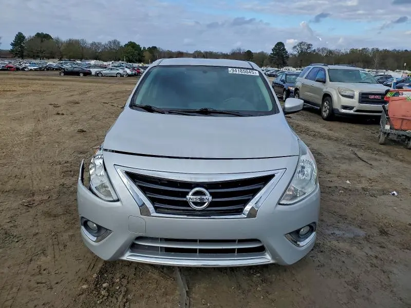 2017 NISSAN VERSA S  