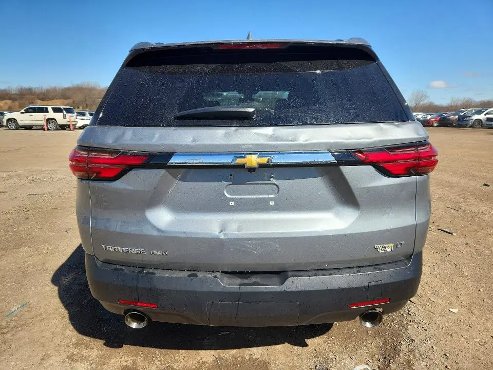 2023 CHEVROLET TRAVERSE LT  