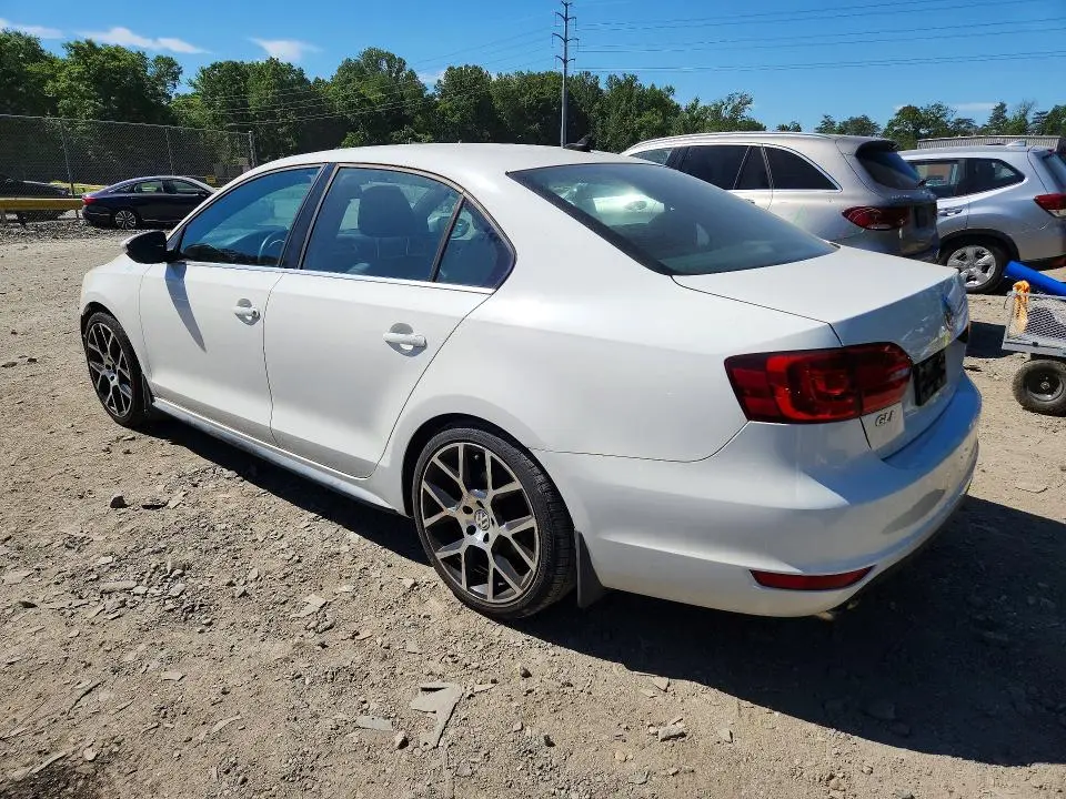 2013 VOLKSWAGEN JETTA GLI  