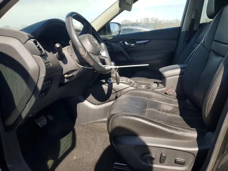 2019 NISSAN ROGUE SL  