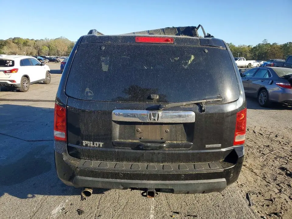 2011 HONDA PILOT TOURING  