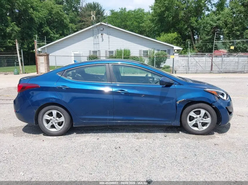 2015 HYUNDAI ELANTRA SE