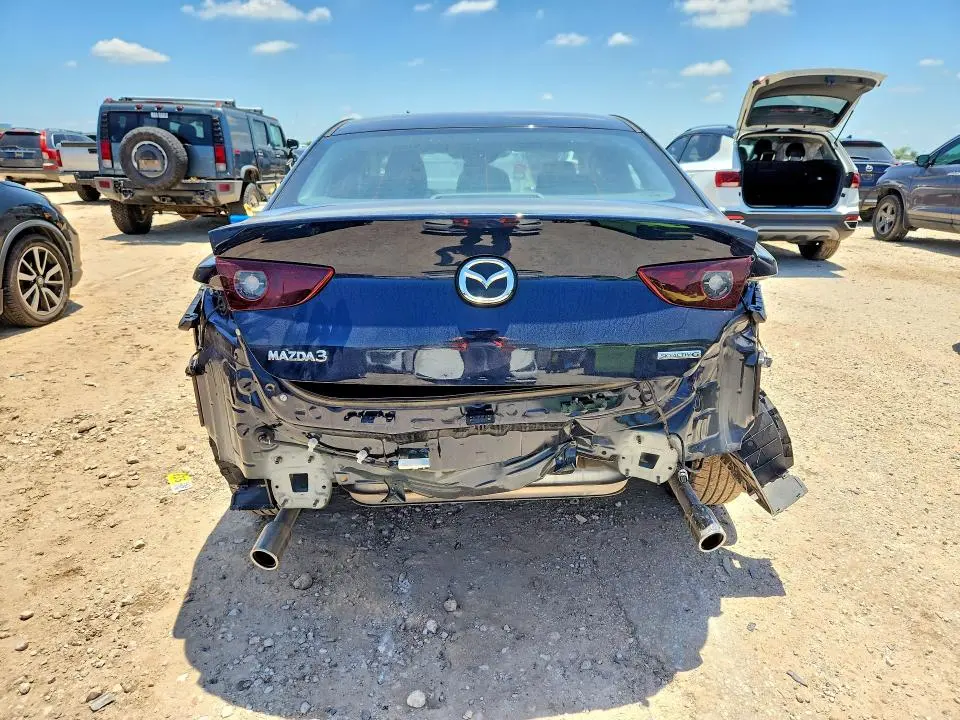2025 MAZDA 3   