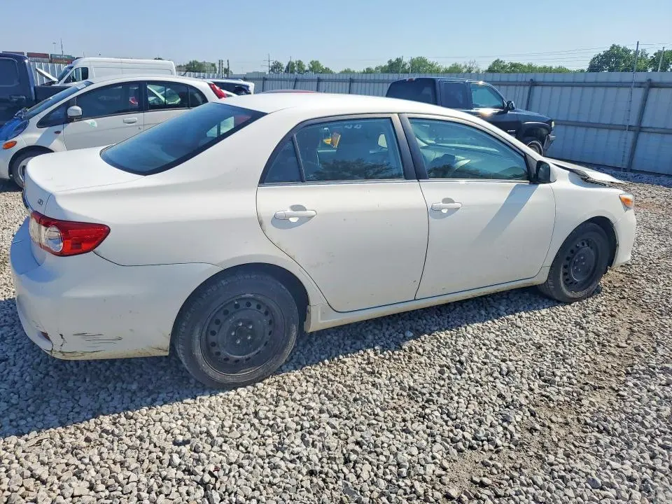 2013 TOYOTA COROLLA LE  