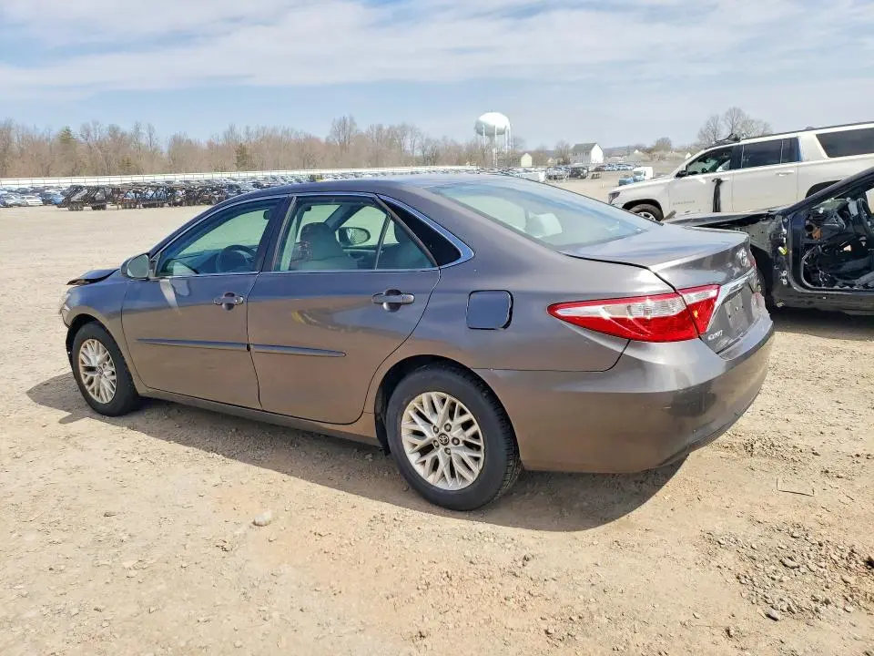 2017 TOYOTA CAMRY LE  