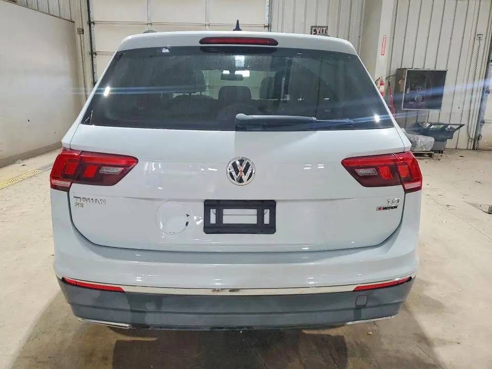 2018 VOLKSWAGEN TIGUAN SE/SEL  