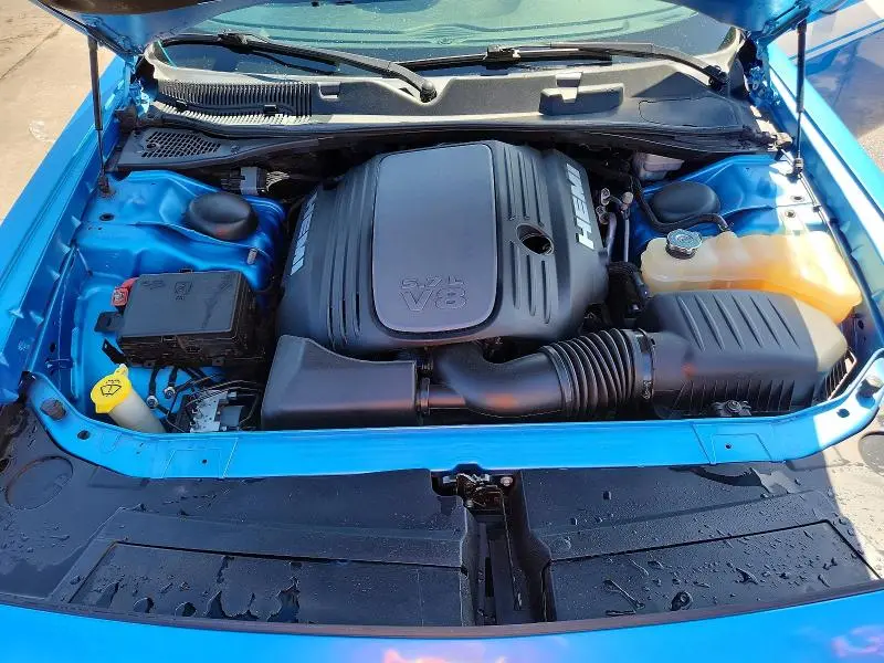 2015 DODGE CHALLENGER SXT PLUS  