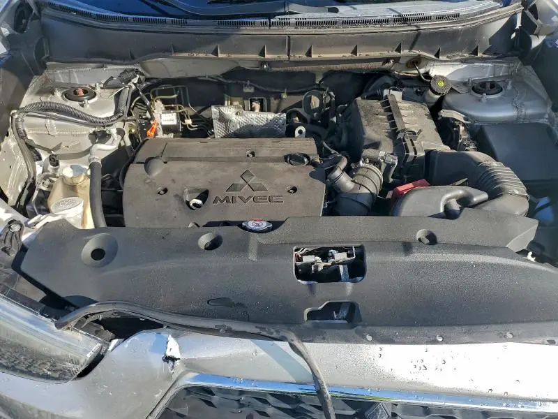 2013 MITSUBISHI OUTLANDER SPORT LE  