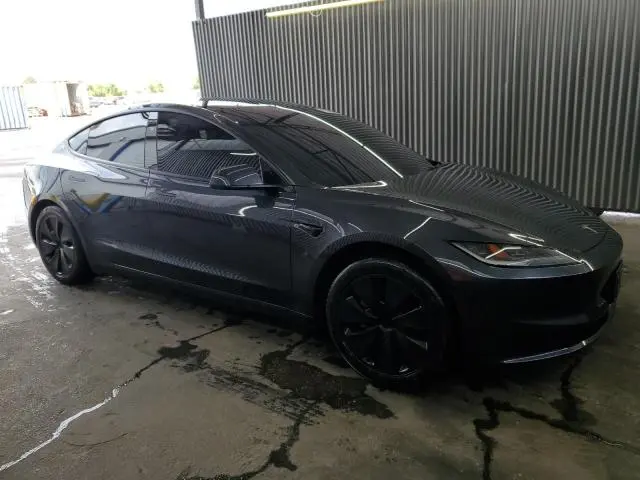 2024 TESLA MODEL 3