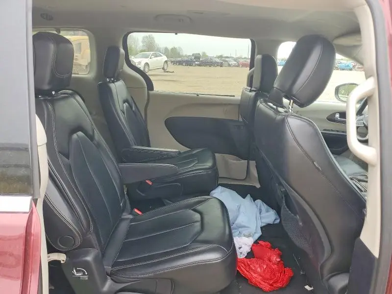 2020 CHRYSLER VOYAGER LXI  