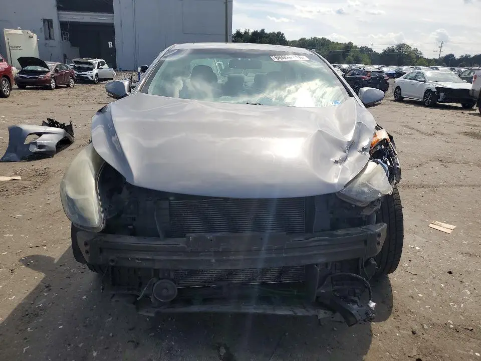 2011 HYUNDAI ELANTRA LIMITED  