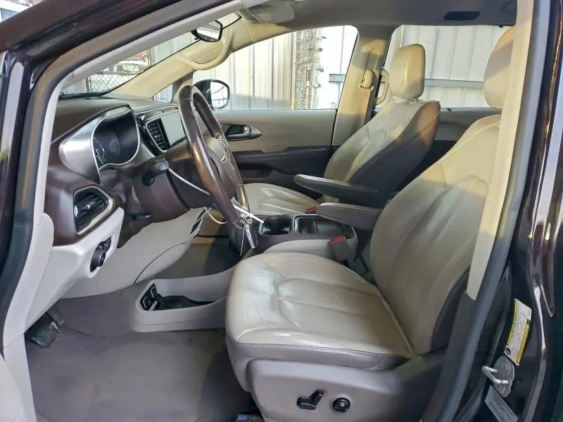 2017 CHRYSLER PACIFICA TOURING L  