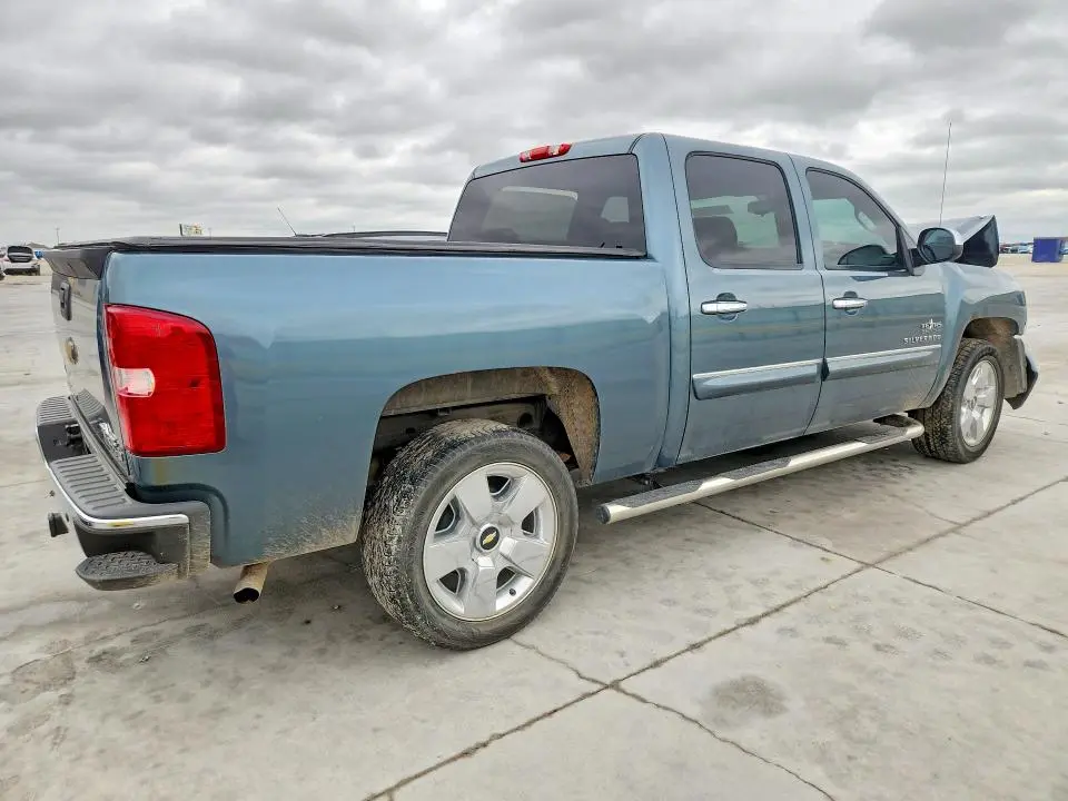 2011 CHEVROLET SILVERADO C1500 LT  