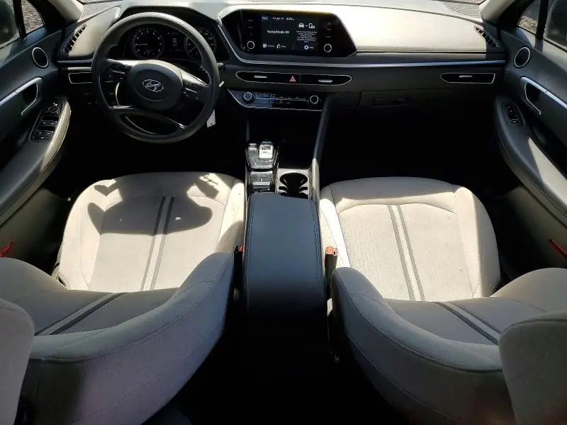 2020 HYUNDAI SONATA SE  