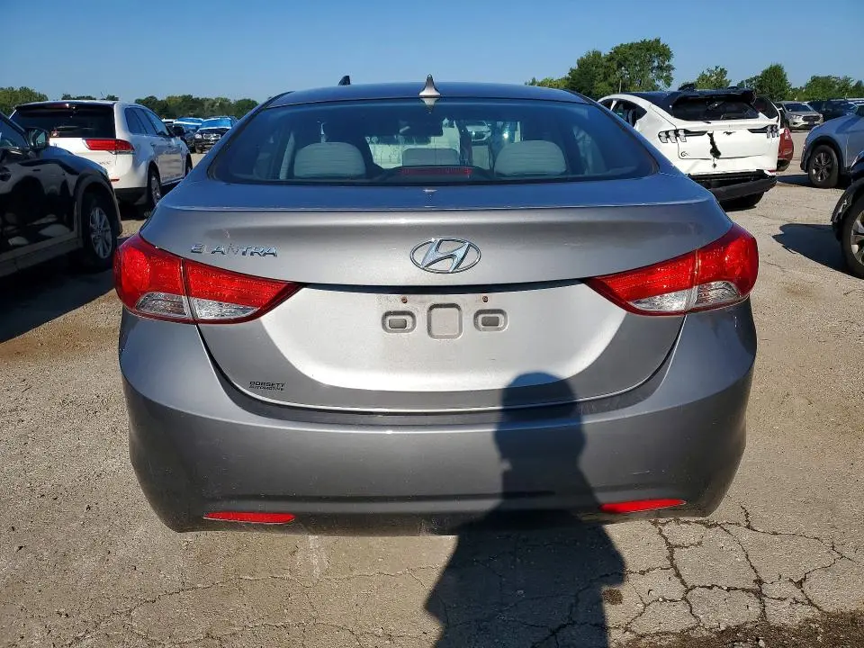 2013 HYUNDAI ELANTRA GLS  
