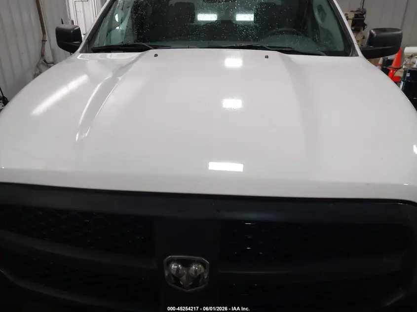 2018 RAM 1500 TRADESMAN  4X4 5'7 BOX