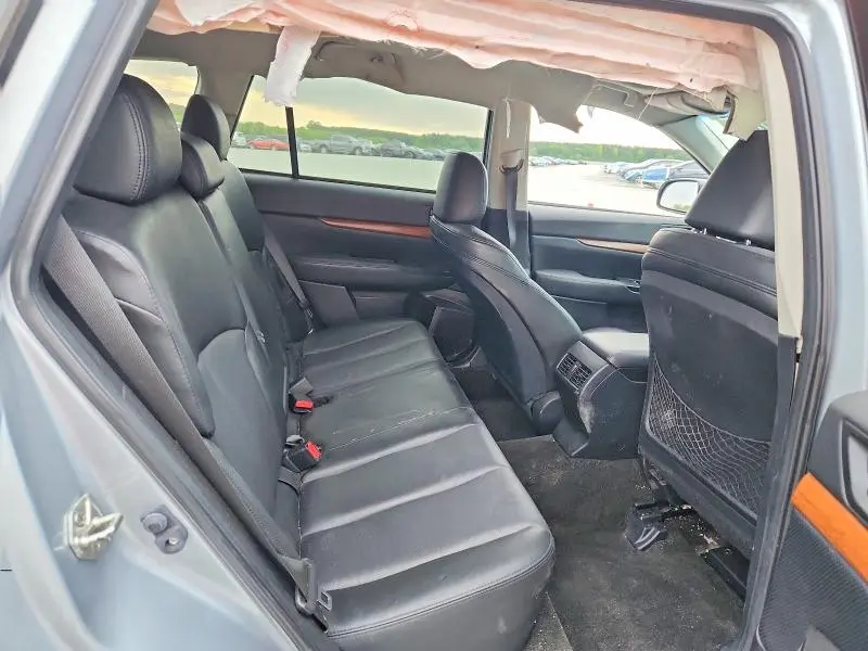 2013 SUBARU OUTBACK 3.6R LIMITED  