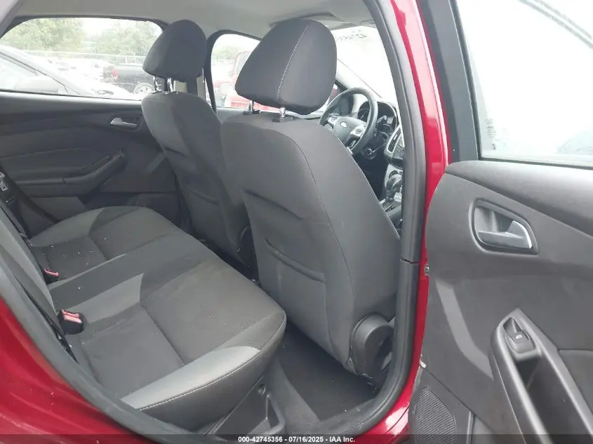 2013 FORD FOCUS SE
