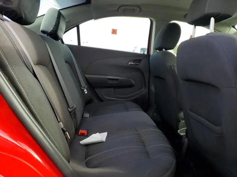 2016 CHEVROLET SONIC LT  