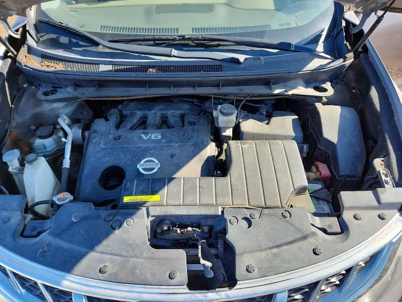 2011 NISSAN MURANO S  