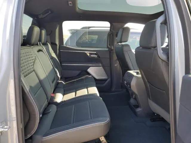 2024 GMC SIERRA DENALI  
