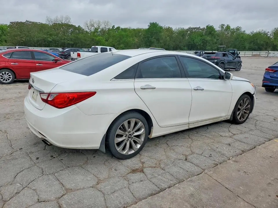 2013 HYUNDAI SONATA SE  