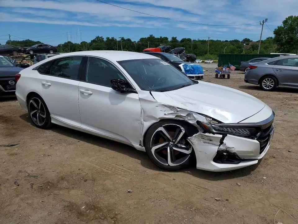 2022 HONDA ACCORD SPORT  