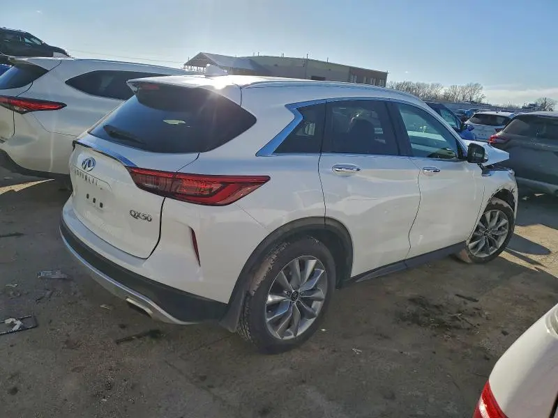 2021 INFINITI QX50 LUXE  